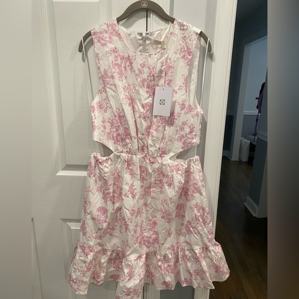 Wayf cutout sleeveless toile print dress NWT